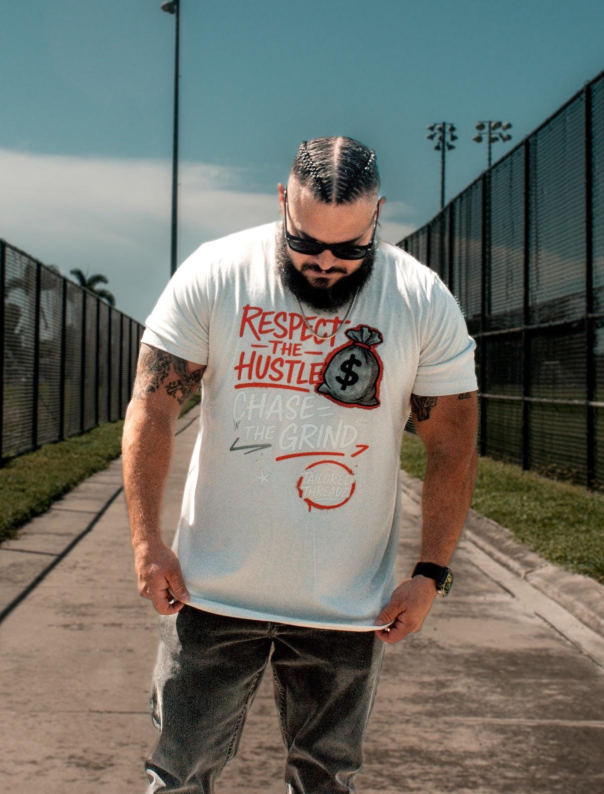 Respect the Hustle Graphic Tee: Urban Streetwear Motivation Shirt